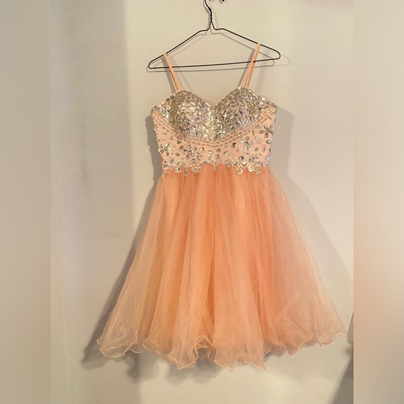 Stunning graduation/prom dress! Worn once, great condition. - Picture 1 of 2